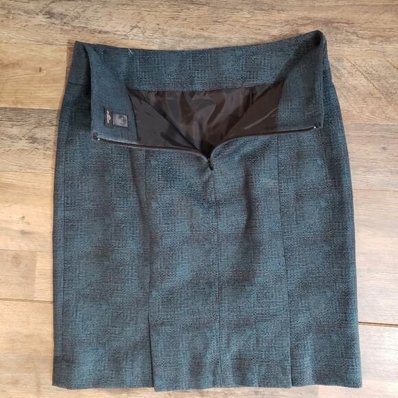 Ann Taylor Multicolor Pencil Button Detail Career Knee Length Skirt Size 4 - Picture 9 of 11